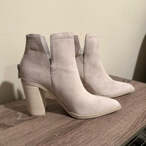 Steve Madden Cornelia booties- never worn, I bought them a size to small.